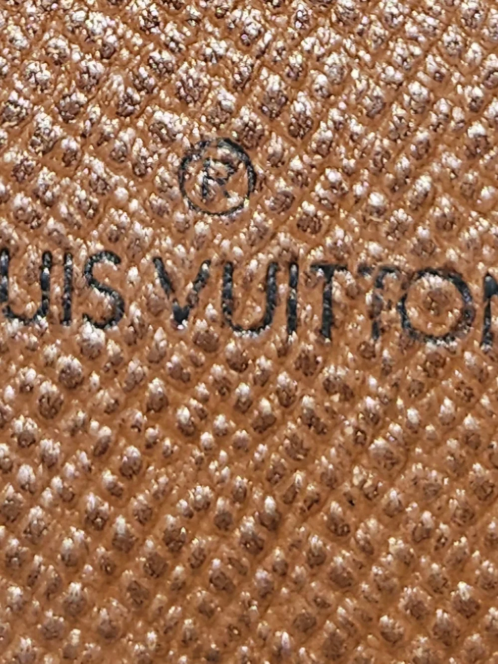 Authentic Louis Vuitton Vintage Saint Cloud GM Monogram Canvas Crossbody - Picture 11 of 16
